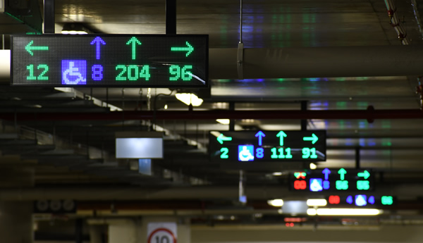 ¿Qué es el sistema de búsqueda inversa de vehículos?