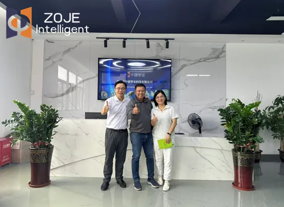 ZOJE consigue una nueva asociación en el extranjero después de un recorrido por la fábrica de las soluciones de barrera y torniquete