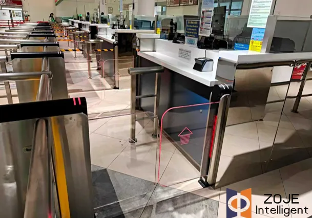 Solución de torniquete deslizante personalizada implementada con éxito en la Aduana de Macao